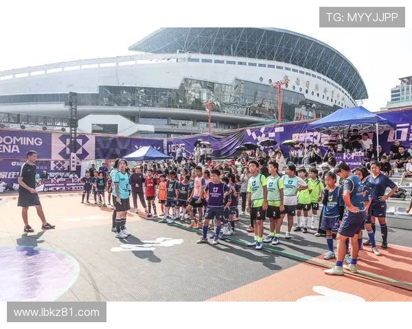 杭州足球队与西安足球队耐力较量赛后分析与反思